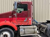 Thumbnail image Kenworth T800 74