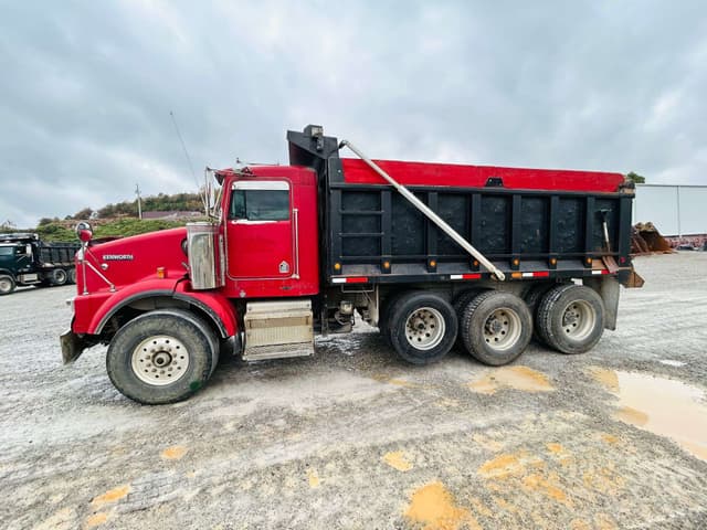 Image of Kenworth T800 equipment image 1