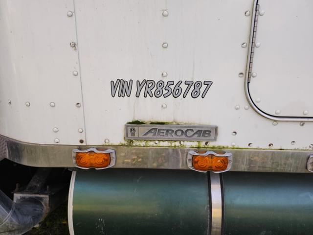 Image of Kenworth W900 equipment image 1