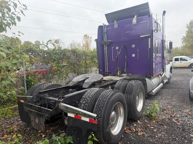 Image of Kenworth W900 equipment image 4