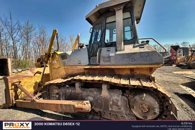 Image of Komatsu D65EX-12 equipment image 2