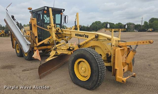 Image of Komatsu GD650A equipment image 2