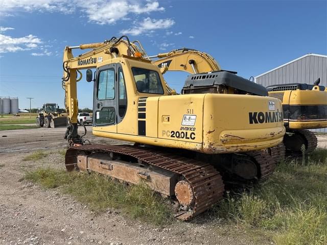 Image of Komatsu PC200LC equipment image 4