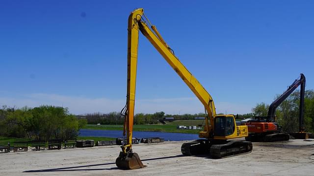 Image of Komatsu PC270LC equipment image 1