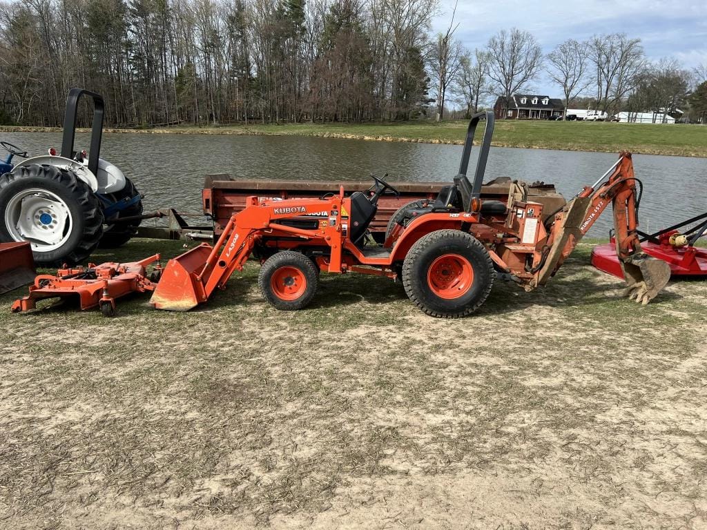Main image Kubota B7500