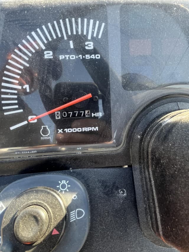 Image of Kubota B7500 equipment image 4