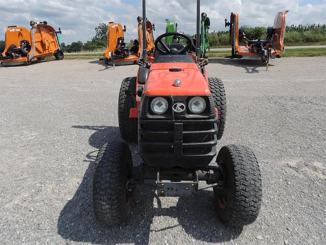 Image of Kubota B7500 equipment image 3