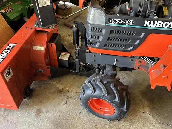Image of Kubota BX2200D equipment image 4