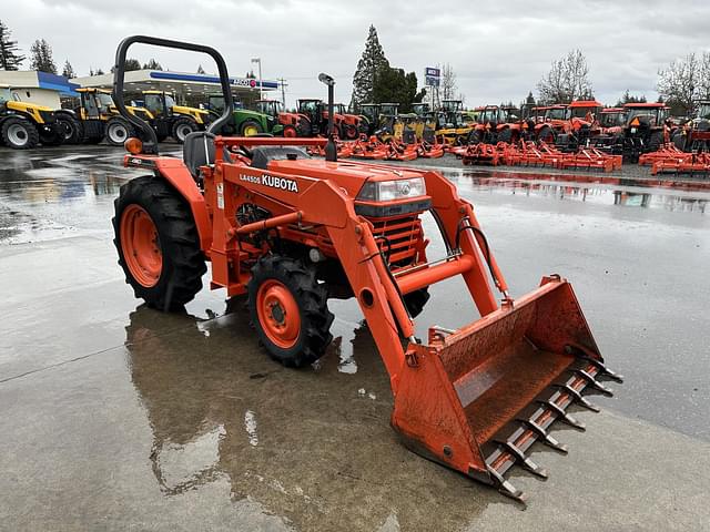 Image of Kubota L3000DT equipment image 3