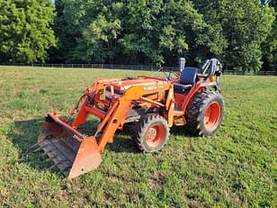 Main image Kubota L3010