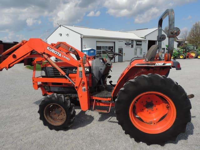 Image of Kubota L3010HST equipment image 1