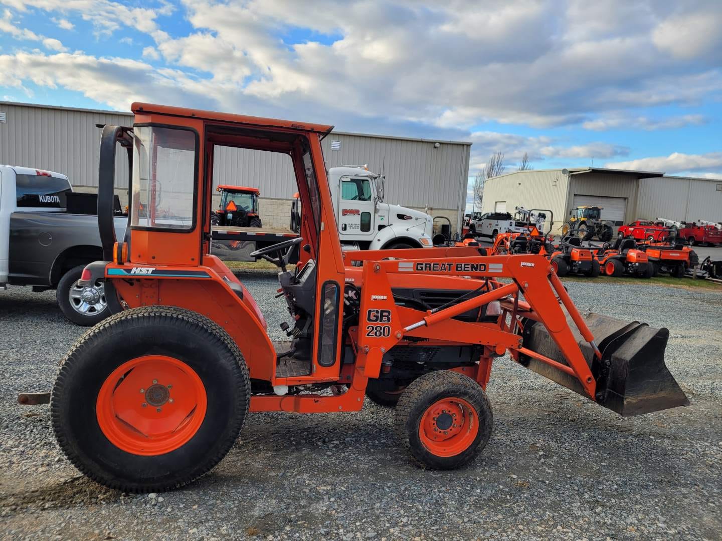2000 Kubota L3710 Equipment Image0
