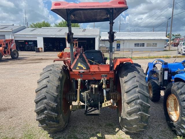 Image of Kubota M4900 equipment image 2