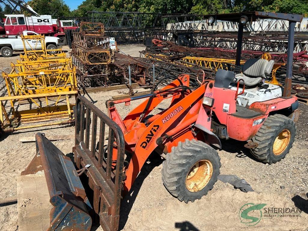 Image of Kubota R520 Primary image