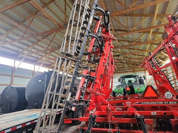 Image of Kuhn Krause Excelerator XT 8010 Primary image