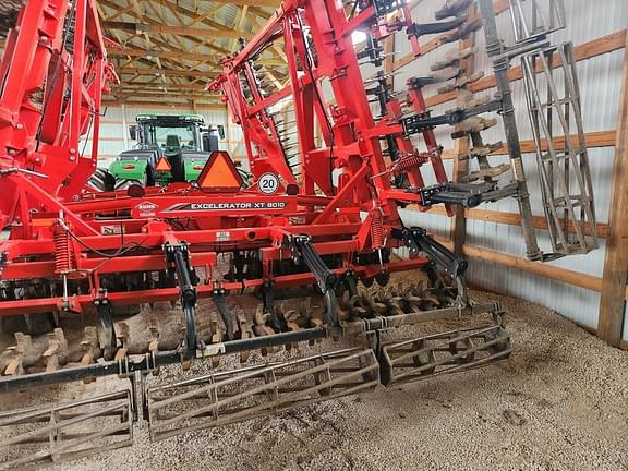 Image of Kuhn Krause Excelerator XT 8010 equipment image 3