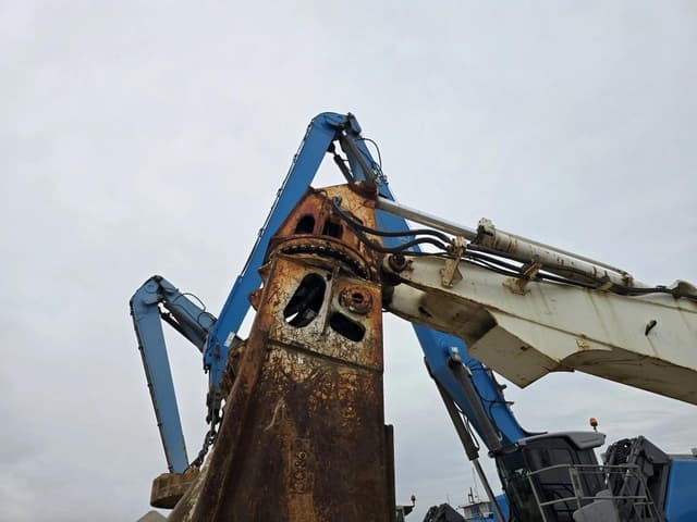 Image of Liebherr R954B-HD  equipment image 2