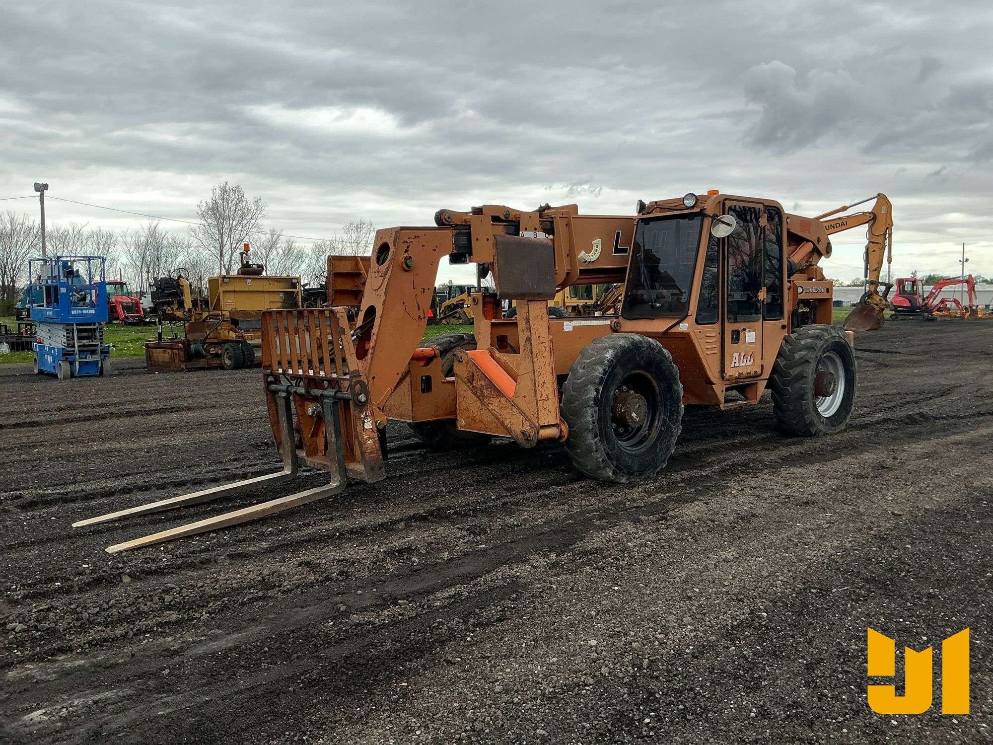 2000 Lull 1044C-54 Equipment Image0