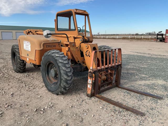 Image of Lull 644D-34 equipment image 1