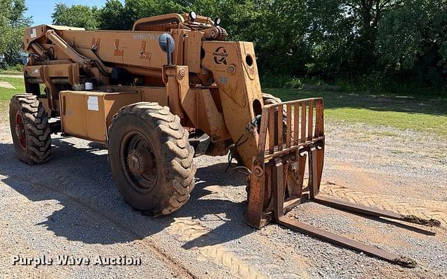 Image of Lull 844C-42 equipment image 2