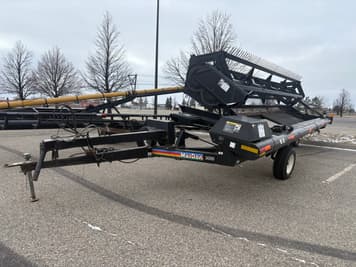 Main image MacDon 3000