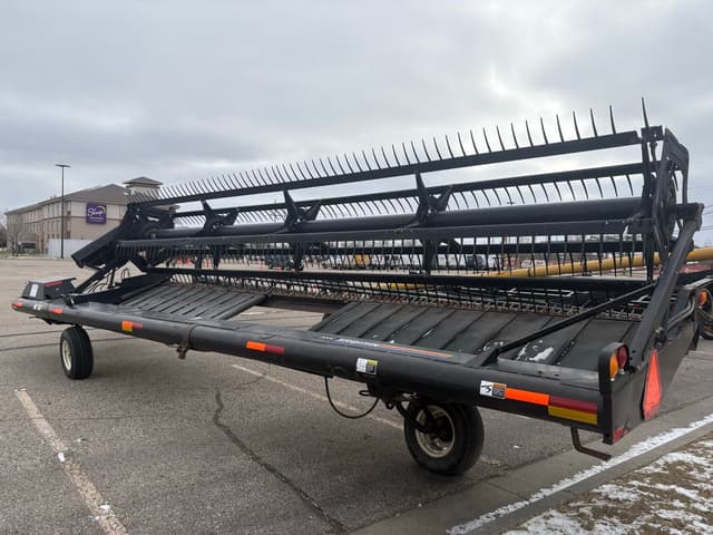 Image of MacDon 3000 equipment image 2