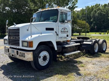 Main image Mack CH