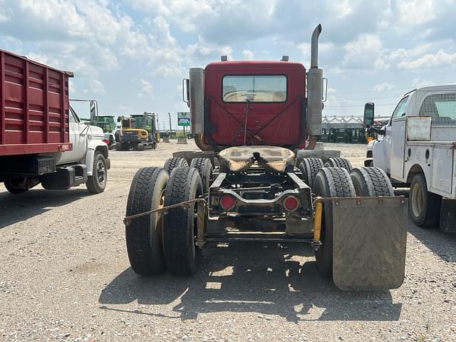 Image of Mack CH equipment image 4