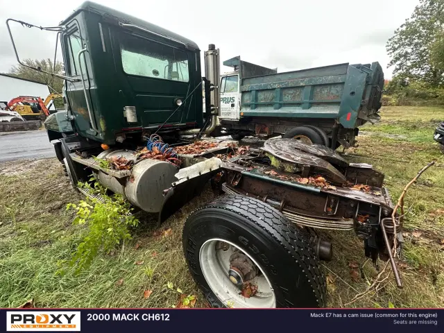Image of Mack CH612 equipment image 4