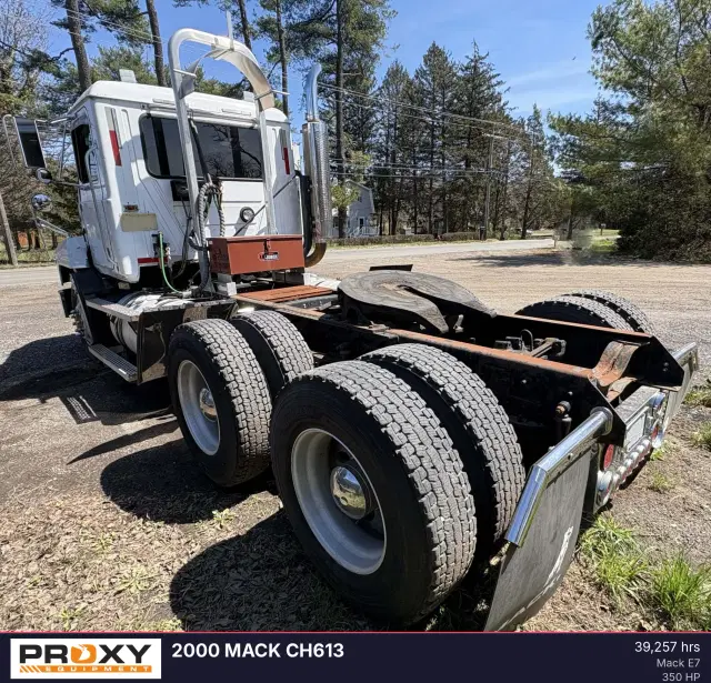 Image of Mack CH613 equipment image 2