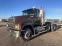2000 Mack CH613 Image