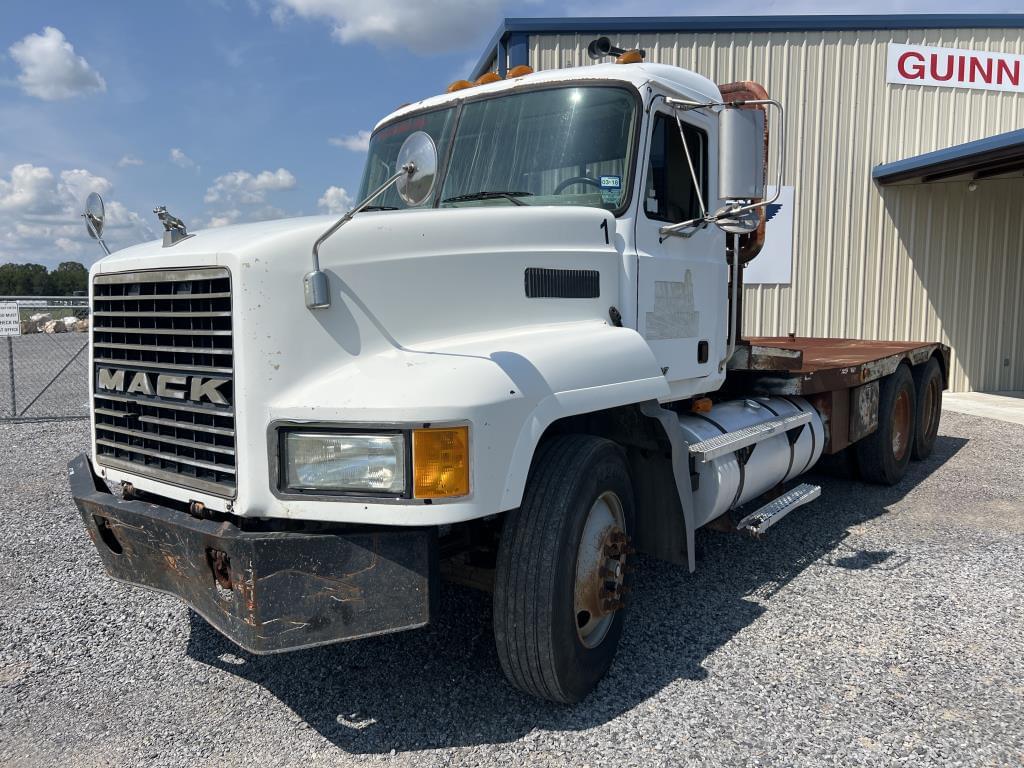 Image of Mack CH613 Primary image
