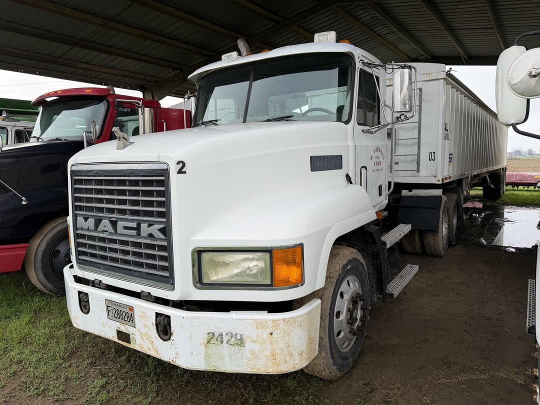 Image of Mack CH613 Primary image