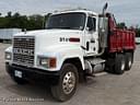 2000 Mack CH613 Image