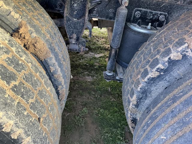 Image of Mack CH613 equipment image 4