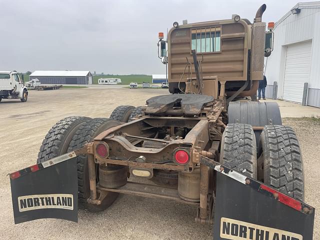 Image of Mack CH613 equipment image 3