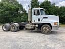 2000 Mack CH613 Image