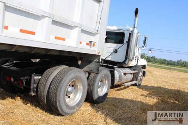 Image of Mack CH613 equipment image 2