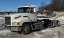 2000 Mack CH613 Image