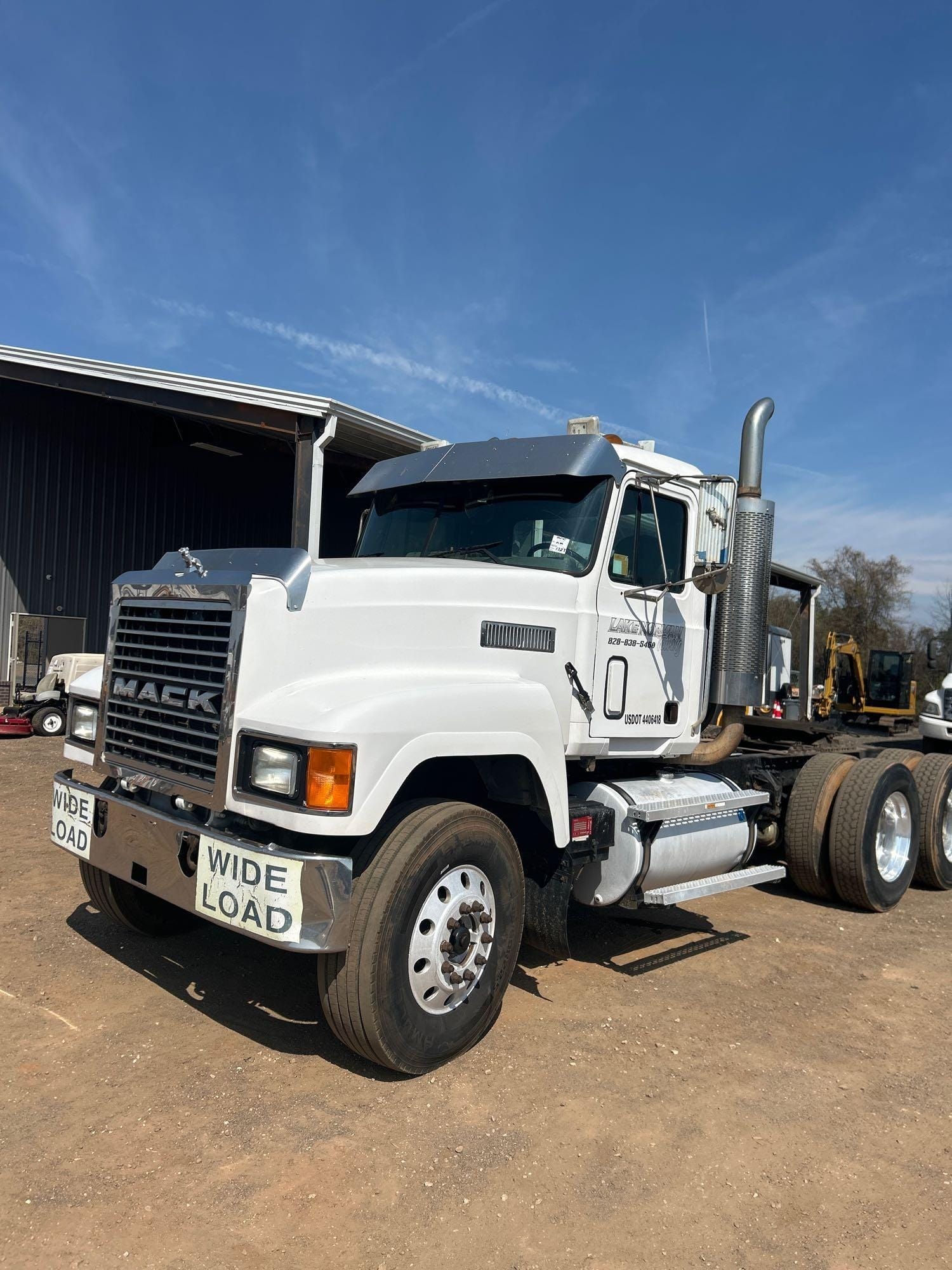 2000 Mack CH613 Equipment Image0