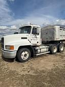 2000 Mack CH613 Image