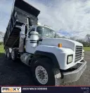 2000 Mack RD688S Image
