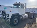 2000 Mack RD688S Image