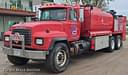 2000 Mack RD690S Image