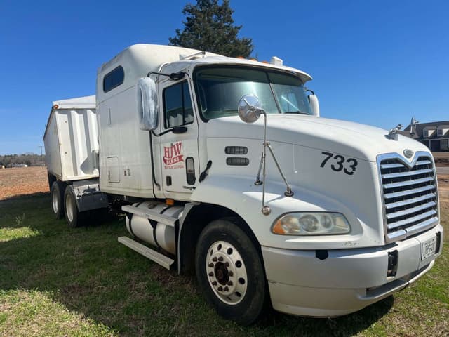 Image of Mack 427 equipment image 1