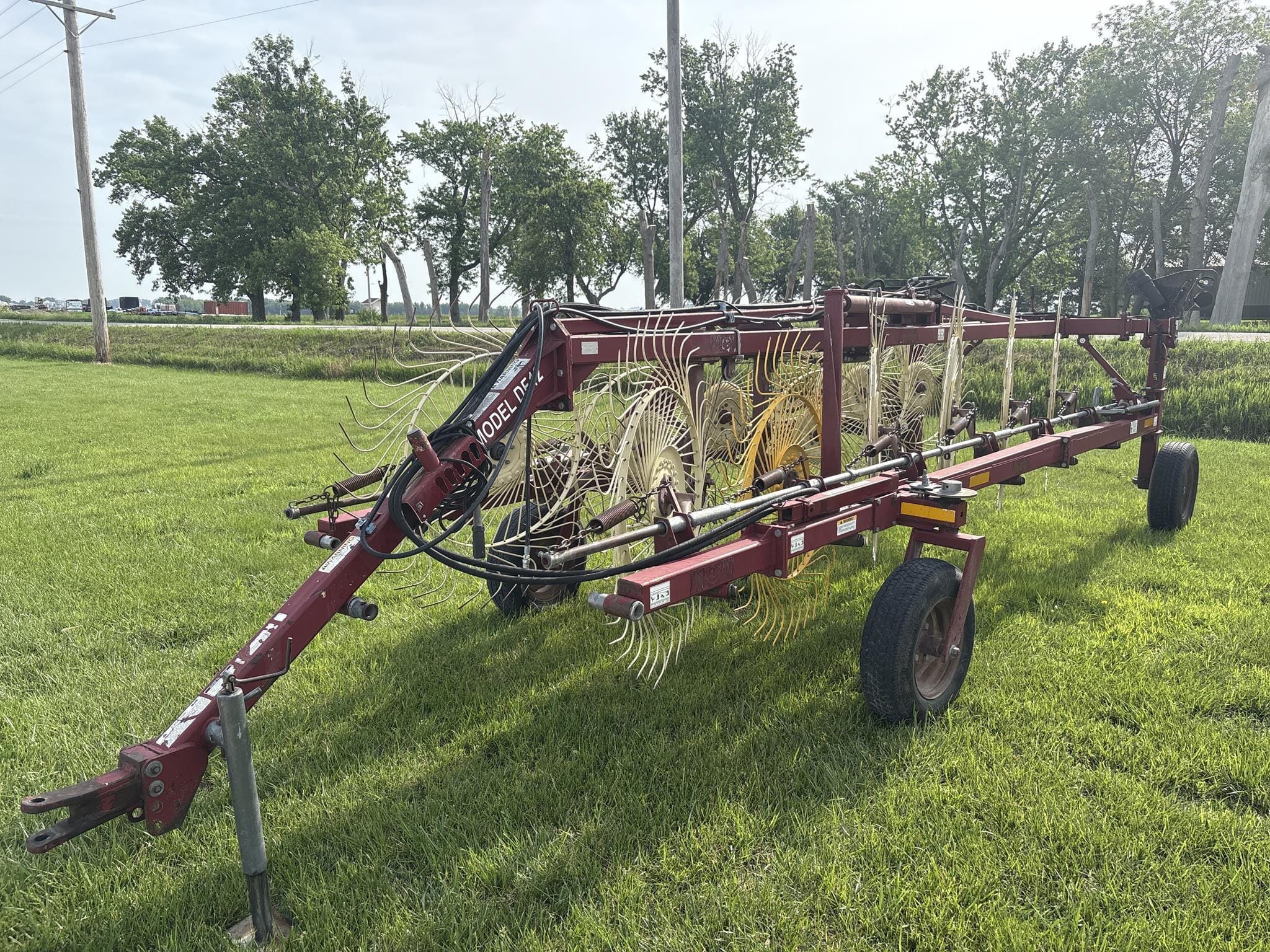 2000 M&W DF12 Equipment Image0