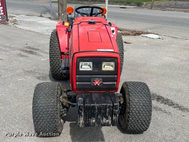 Image of Massey Ferguson 1225 equipment image 1