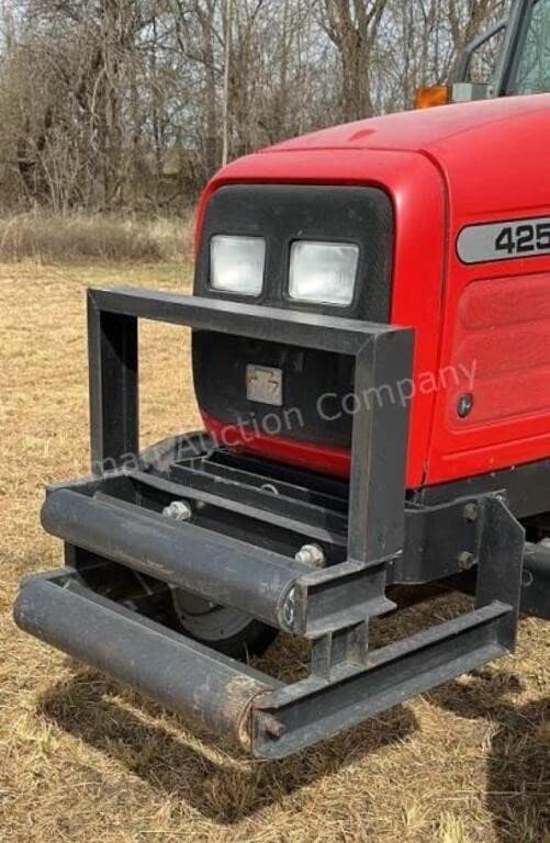 Image of Massey Ferguson 4253 equipment image 1