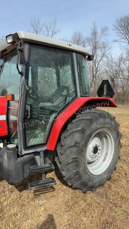 Image of Massey Ferguson 4253 equipment image 4