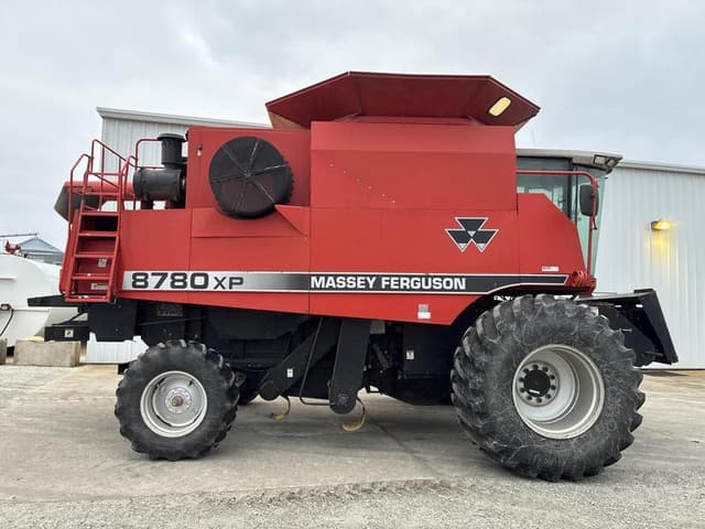 Image of Massey Ferguson 8780XP equipment image 4